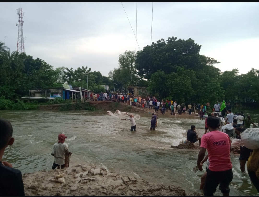 ৩১৩. আচমকা বন্যা